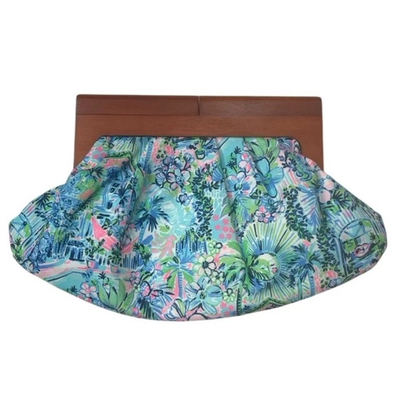 Lilly Pulitzer Bermuda Bag Clutch In Lilly's House Print Aqua Blue Interior NWOT - Picture 3 of 8